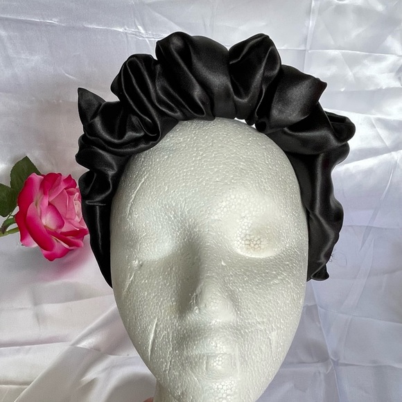 Black Satin Headband wrap scrunched For Women Pleated design - Picture 8 of 12